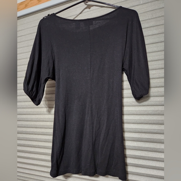 DAYTRIP TOP - Picture 2 of 2